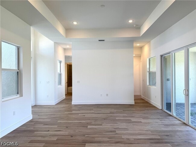 Building Photo - 2914 SW 5th St