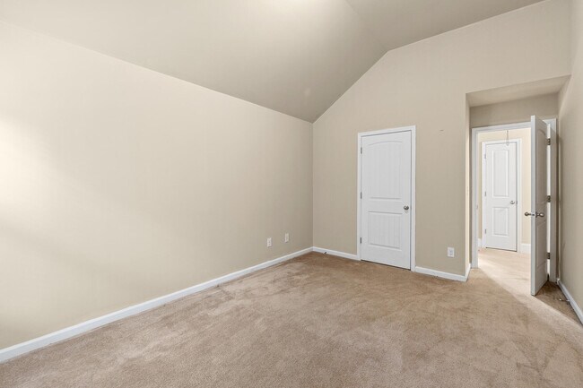 Building Photo - 1023 Iris Glen Dr