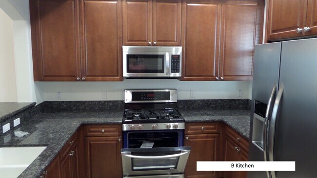 Kitchen - 3761 W 244th St