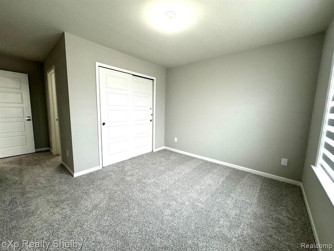 Building Photo - 49477 Hummel Dr