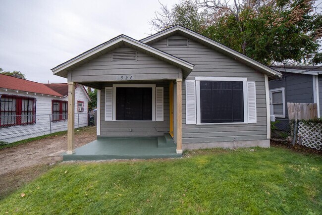 Building Photo - 1946 Nolan St