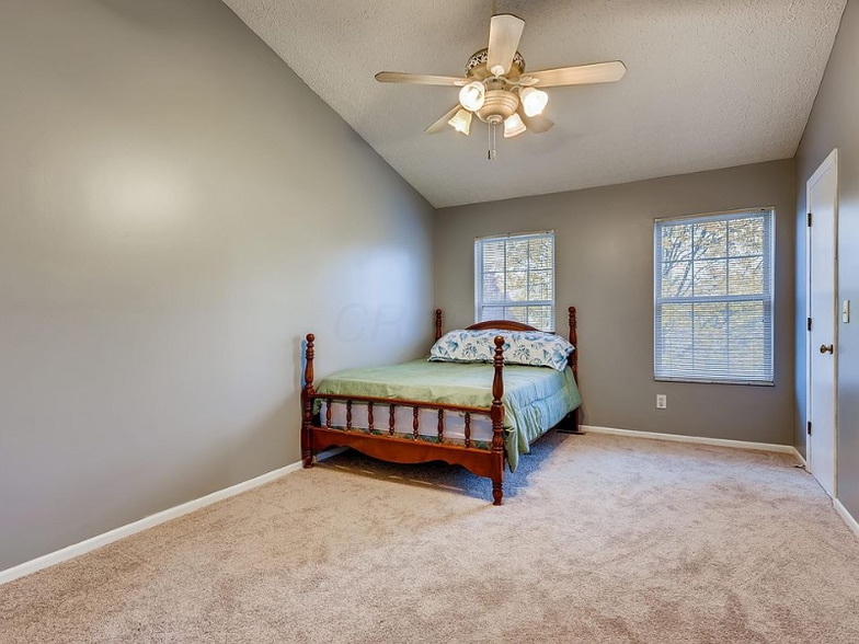 Building Photo - 6593 Delburn Ct