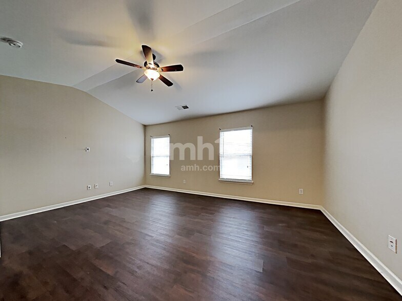 Building Photo - 3722 Green Pasture Rd