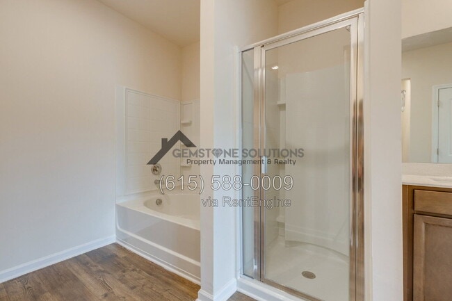 Building Photo - 2559 Queen Bee Dr
