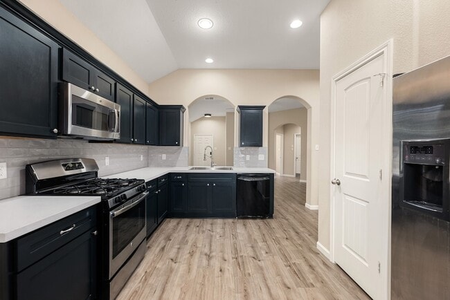 Building Photo - 11429 W Woodmark