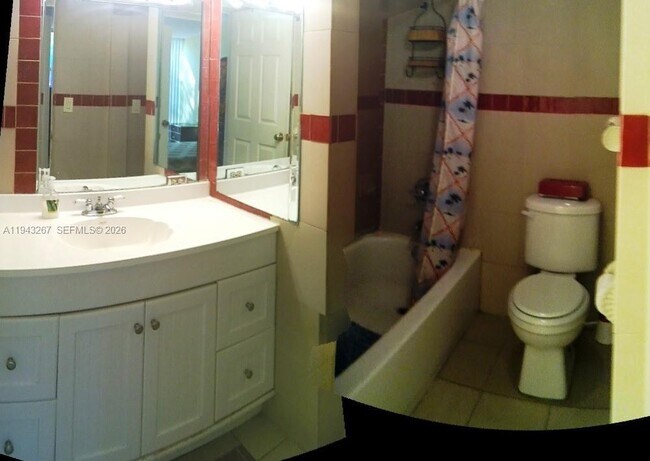 Building Photo - 17021 N Bay Rd