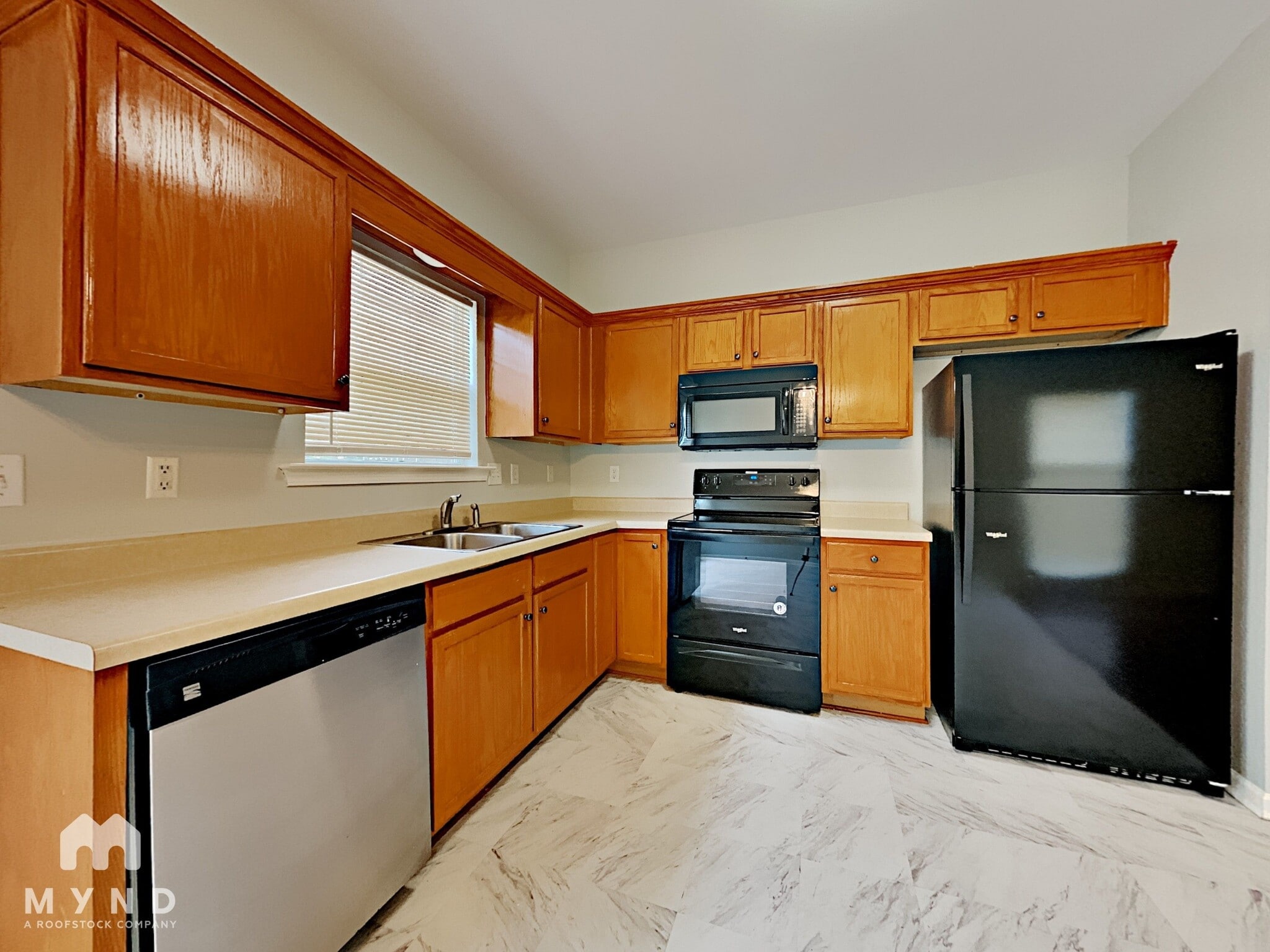 Building Photo - 1135 Castlemaine Dr