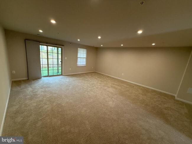 Building Photo - 7891 Brandy Sta Rd