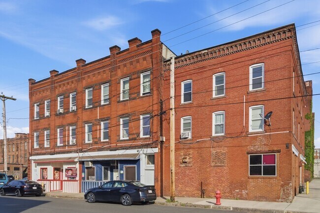 Building Photo - 293 Clemente St
