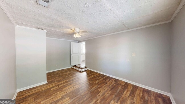 Building Photo - 1092 W Adrian Cir SW