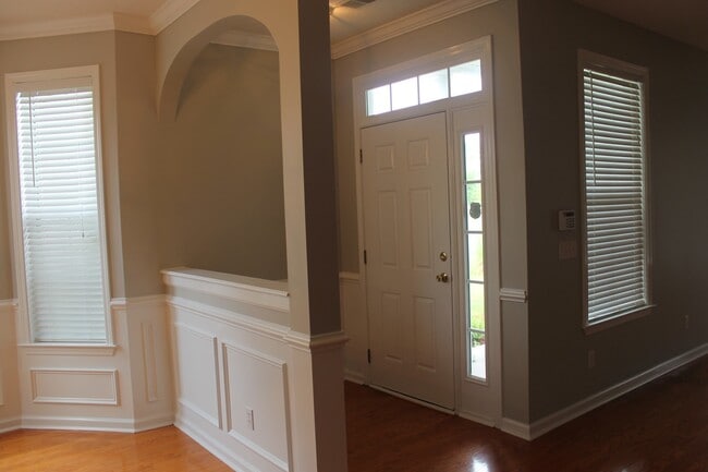 Building Photo - Single Family Home in Godley Park