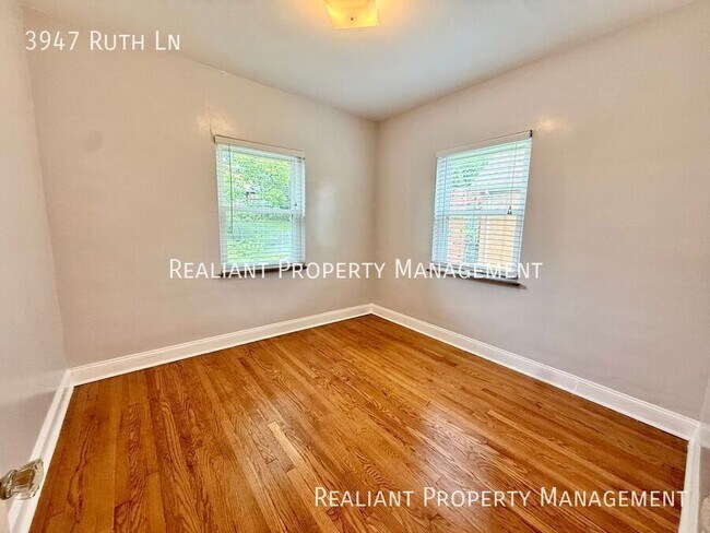 Building Photo - 3947 Ruth Ln