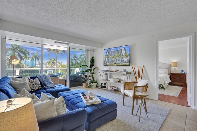 Building Photo - 2841 N Ocean Blvd