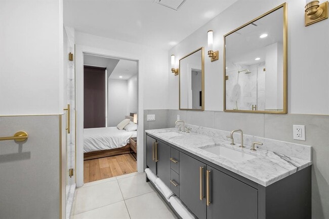 Building Photo - 70 Rainey St