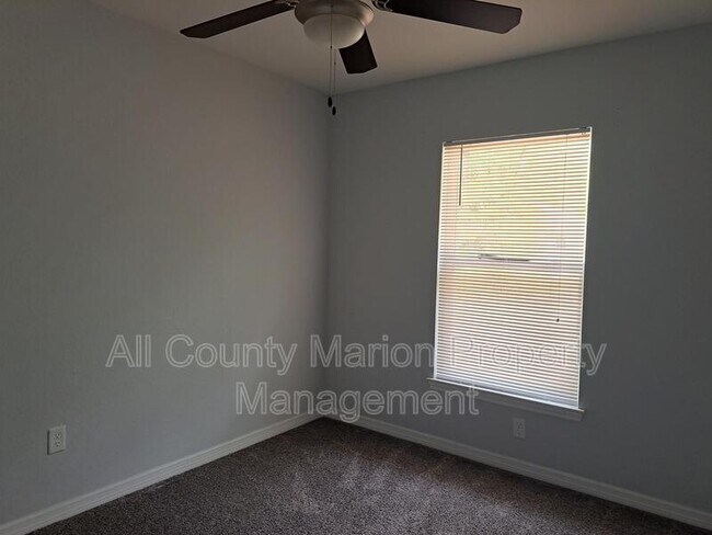 Building Photo - 7121 SE 124th Ln