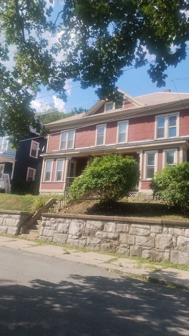Building Photo - 57-59 Holbrook St