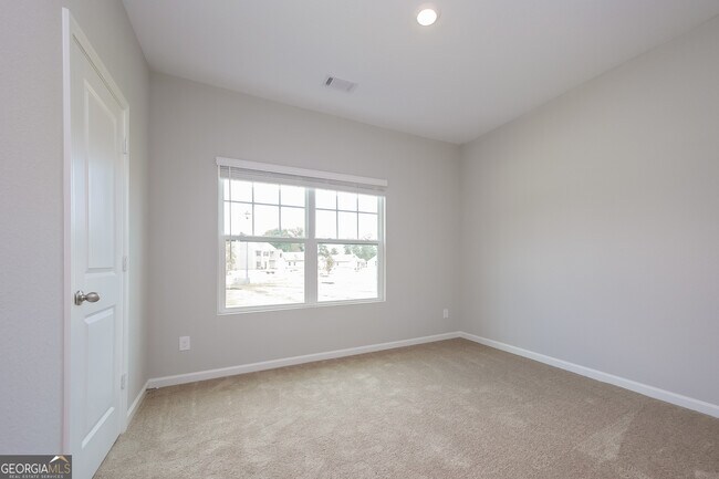 Building Photo - 75 Katelen Ct