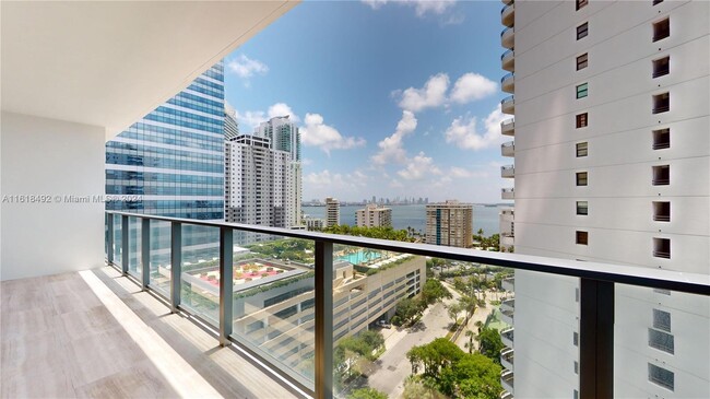 Primary Photo - 1451 Brickell Ave