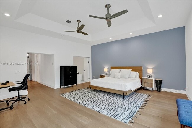 Building Photo - 1020 Bayberry Point Dr