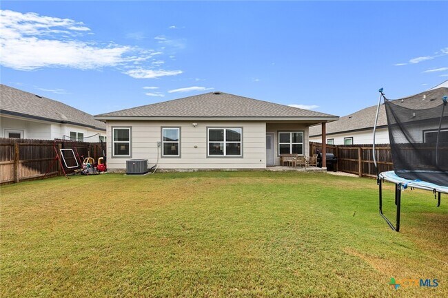 Building Photo - 1614 Flatland Trl