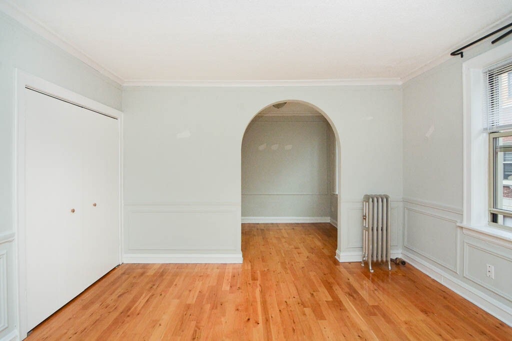 Building Photo - 447 W Surf St