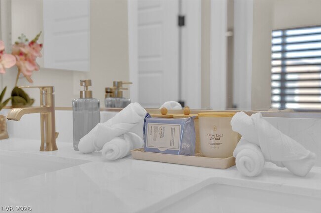 Building Photo - 10663 Stone Ledge Ave