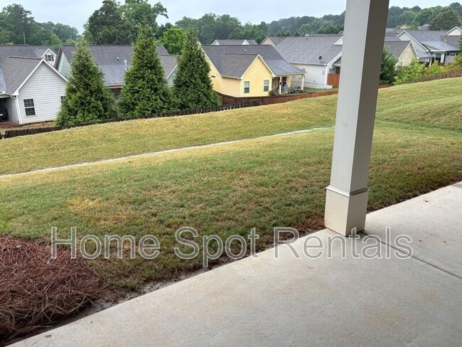 Building Photo - 4811 Lost Creek Dr