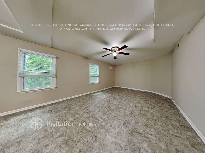 Building Photo - 6926 Wolf Run Dr