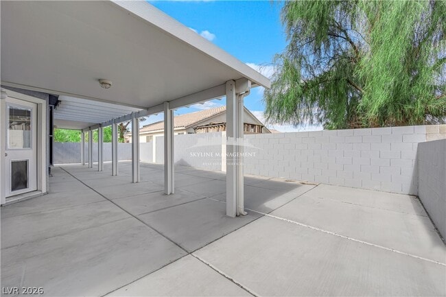 Building Photo - 1918 Double Delight Ave