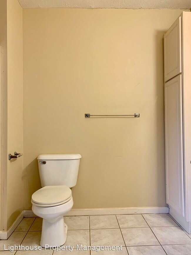 Building Photo - 2535 7th St