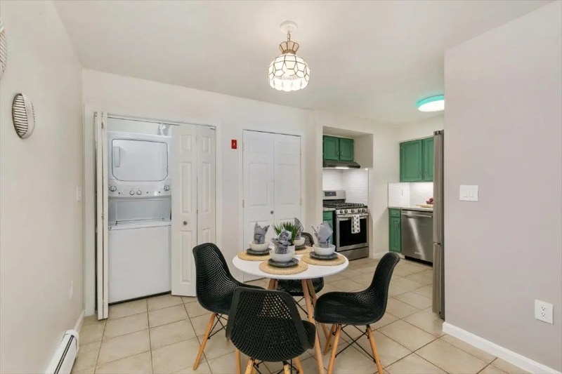 Building Photo - 504 Springbrook Cir