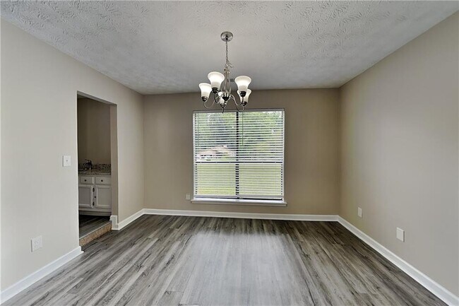 Building Photo - 1207 Ridgeside Dr NW