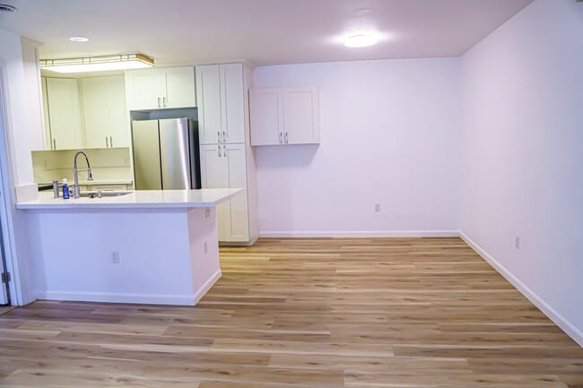 Building Photo - 95-270-270 Waikalani Dr