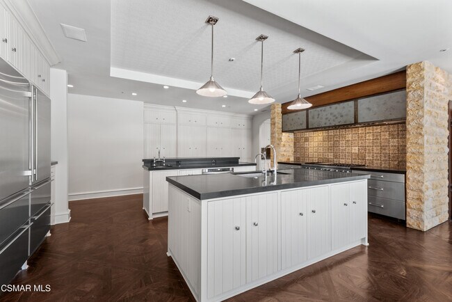 Building Photo - 1101 Oak Mirage Pl