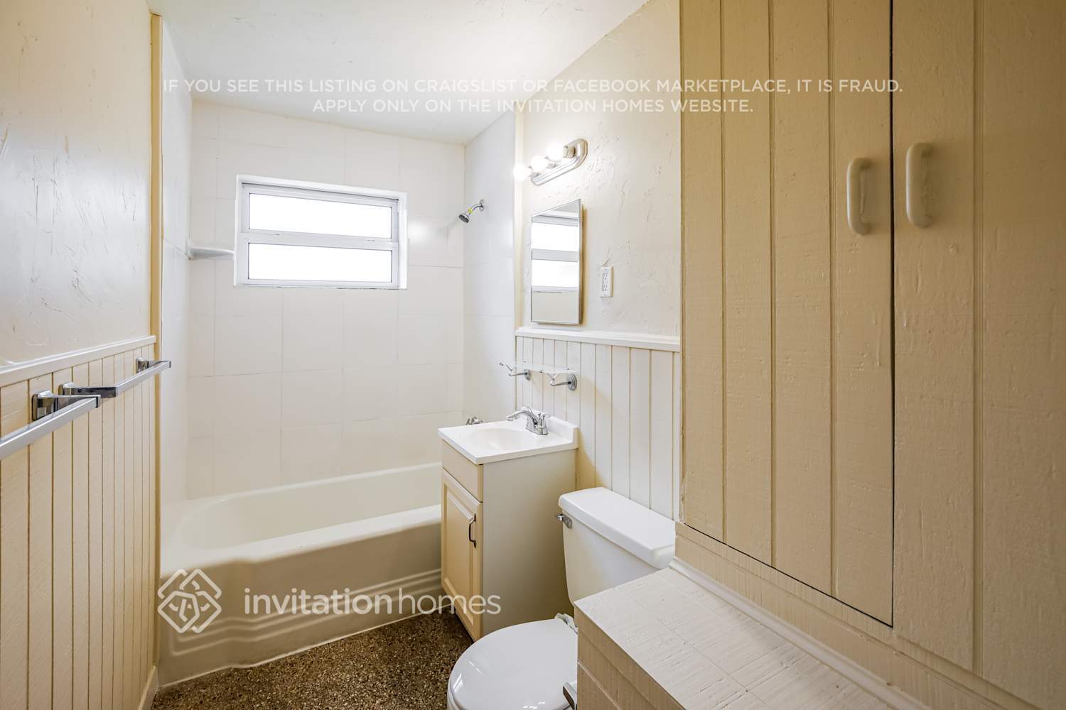 Building Photo - 1755 SW 37th Way