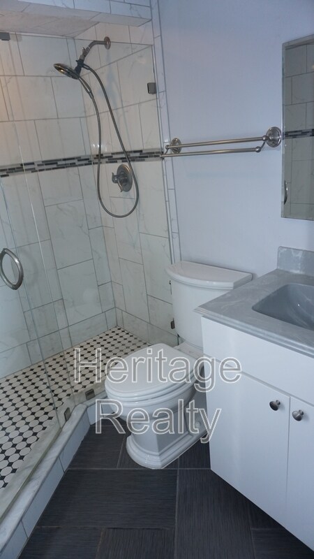 Building Photo - 529 Bardon Rd NW