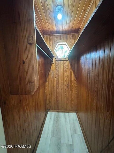 Building Photo - 107 S College Rd