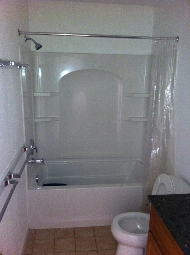 Building Photo - 722 W Broomfield St