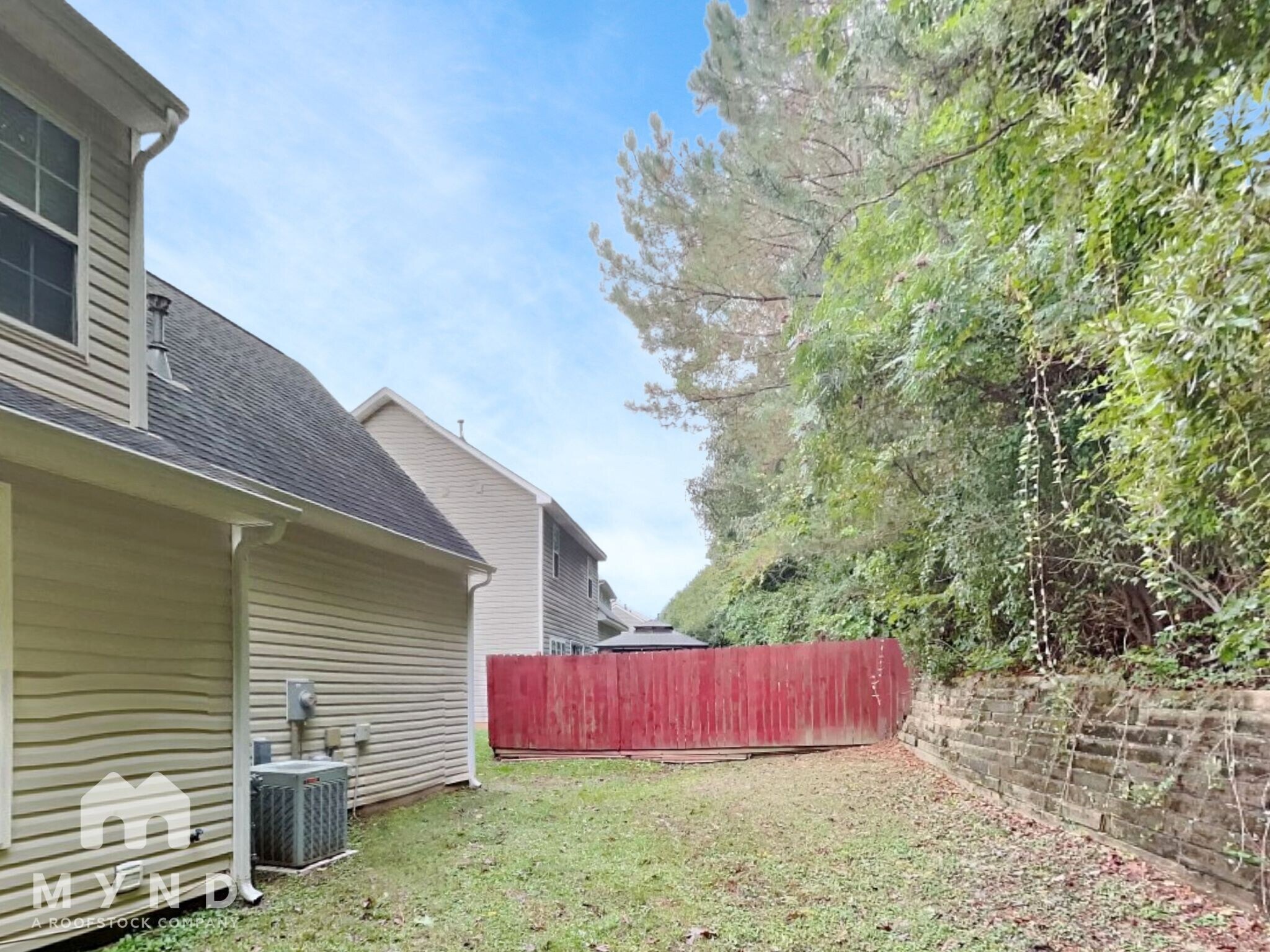 Building Photo - 6027 Briggs Dr