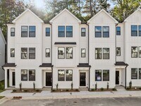 Building Photo - Gorgeous New Construction!  Updated Kitchen, SS Appliances, Open Floorplan, Pet Friendly!