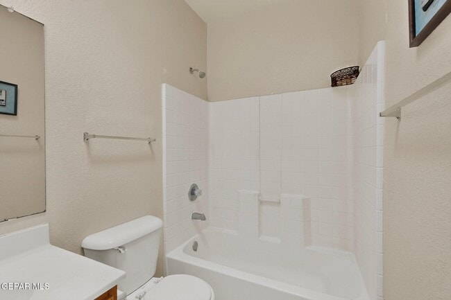 Building Photo - 14224 Desert Ash Dr
