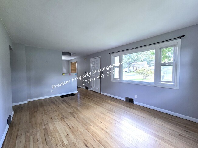Building Photo - 639 Cohasset Dr