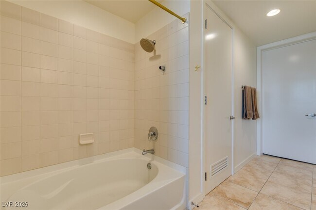 Building Photo - 353 E Bonneville Ave