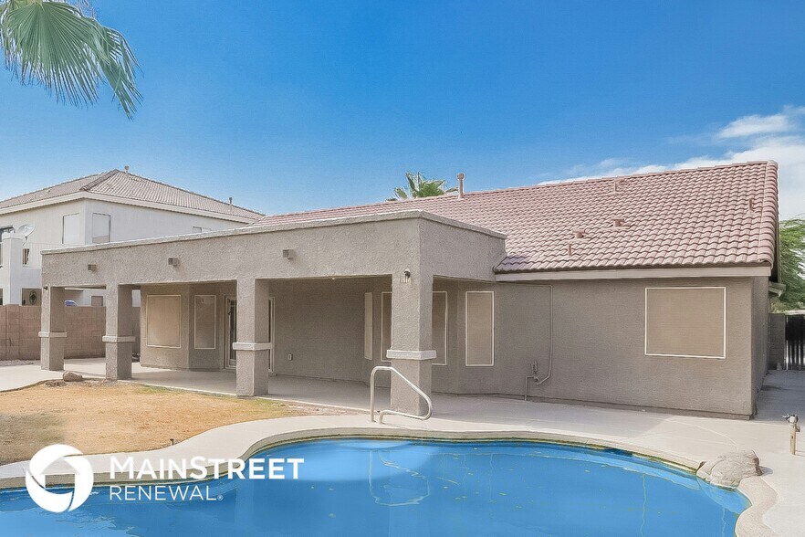 Building Photo - 7917 W Hess Ave