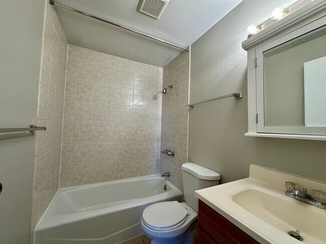 Building Photo - 4160 W 74th Ave