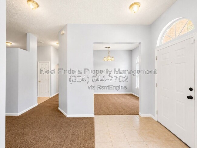 Building Photo - 628 Sparrow Branch Cir