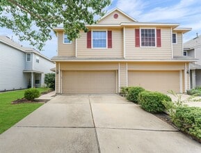 Building Photo - 16530 Cairngrove Ln