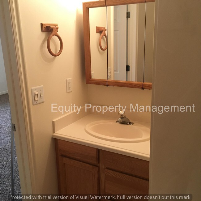 Building Photo - 7034 S 300 E