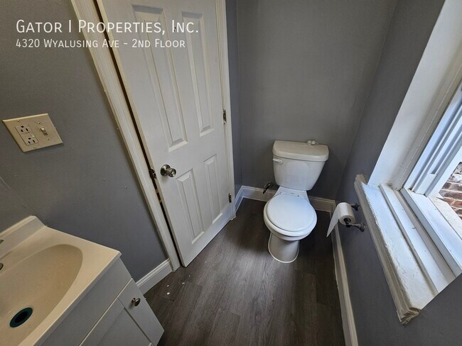 Building Photo - 4320 Wyalusing Ave