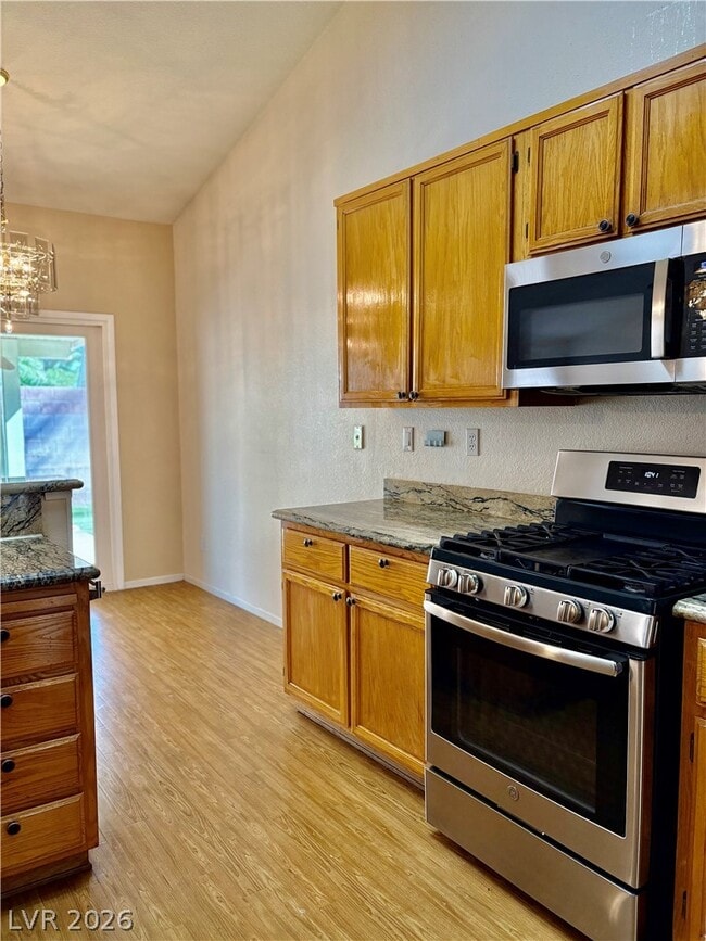 Building Photo - 1736 Navarre Ln